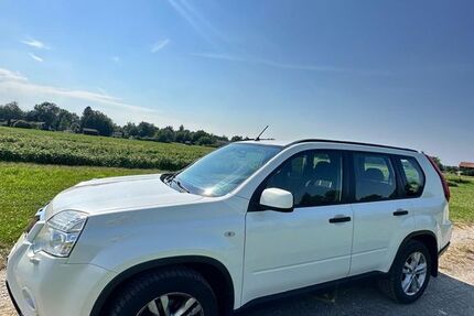 Nissan X-Trail 279.000 km 6.199 &euro; Rosenheim 83024