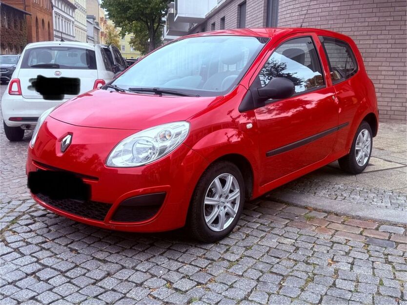 Renault Twingo 96.000 km 2.650 € Berlin 13585