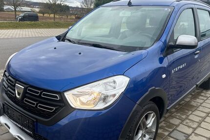Dacia Lodgy 72.077 km 11.899 &euro; Schönaich 71101