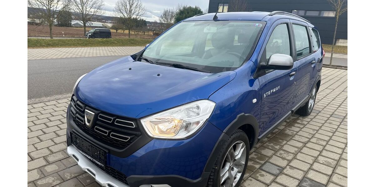 Dacia Lodgy 72.077 km 11.899 &euro; Schönaich 71101