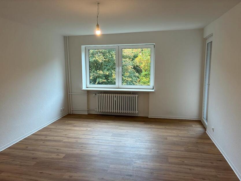 4-Raumwohnung mit Gäste-WC und Balkon zimmer