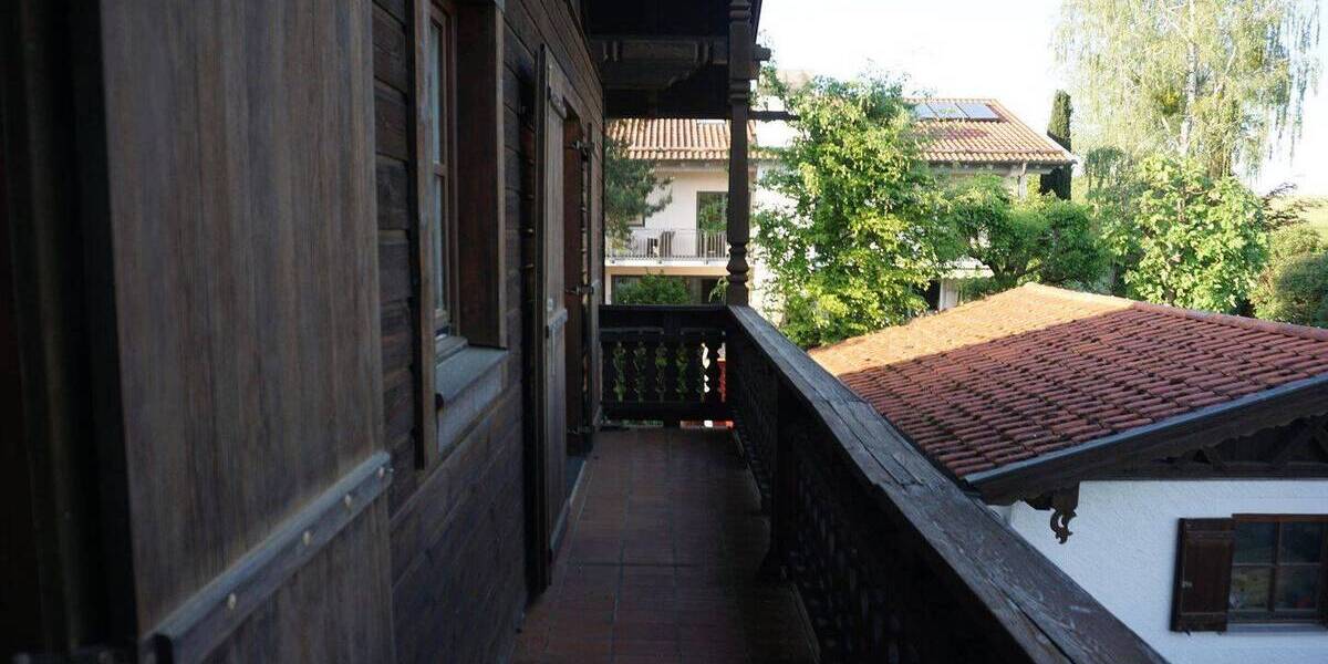 Mehrfamilienhaus, Wohnhaus Huglfing - 9 Zimmer, 250 m&sup2;, 1.250.000&euro; | Angebot:25837599