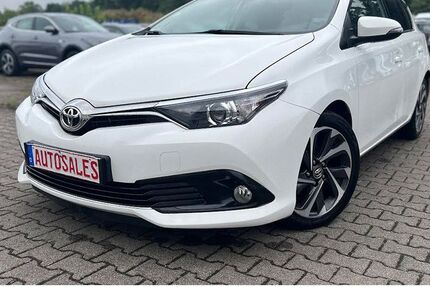 Toyota Auris 143.548 km 11.666 € Lich 35423