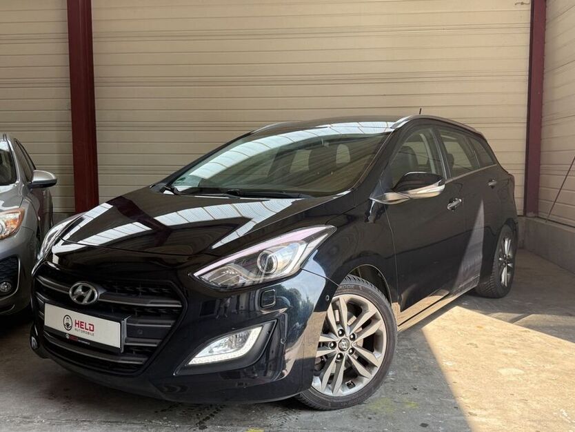 i30