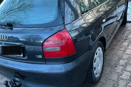 Audi A3 74.000 km 3.999 &euro; Offenbach 63069