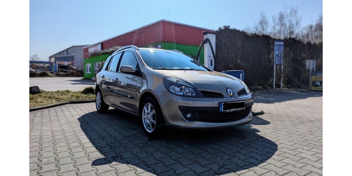 Renault Clio III 60.000 km 3.900 € Dresden 01067