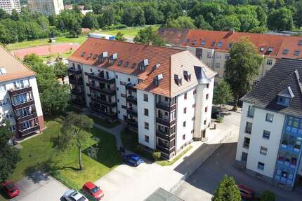Wohnung zum Kaufen in Zwickau 127.000 € 110.44 m² 4 zimmer