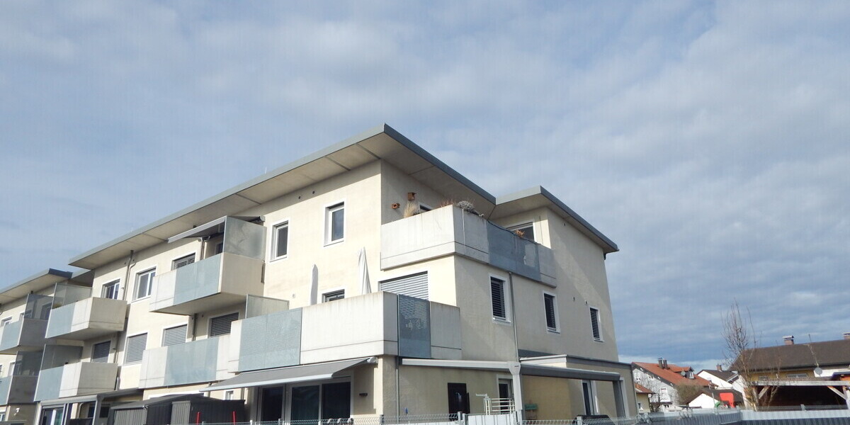 Moderne 3-Zimmer-Wohnung mit Alpenblick und Dachterrasse in Freilassing - Etagenwohnung Freilassing Freilassing | Angebot:25361692