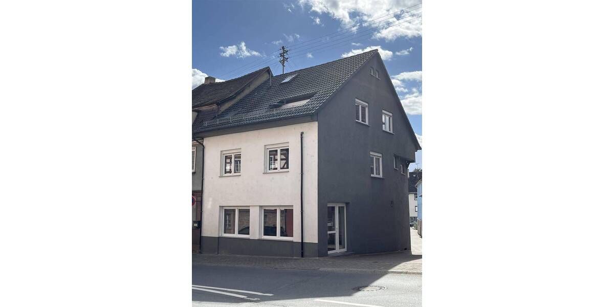 Mehrfamilienhaus, Wohnhaus Hardheim - 6 Zimmer, 180 m&sup2;, 385.000&euro; | Angebot:25706815