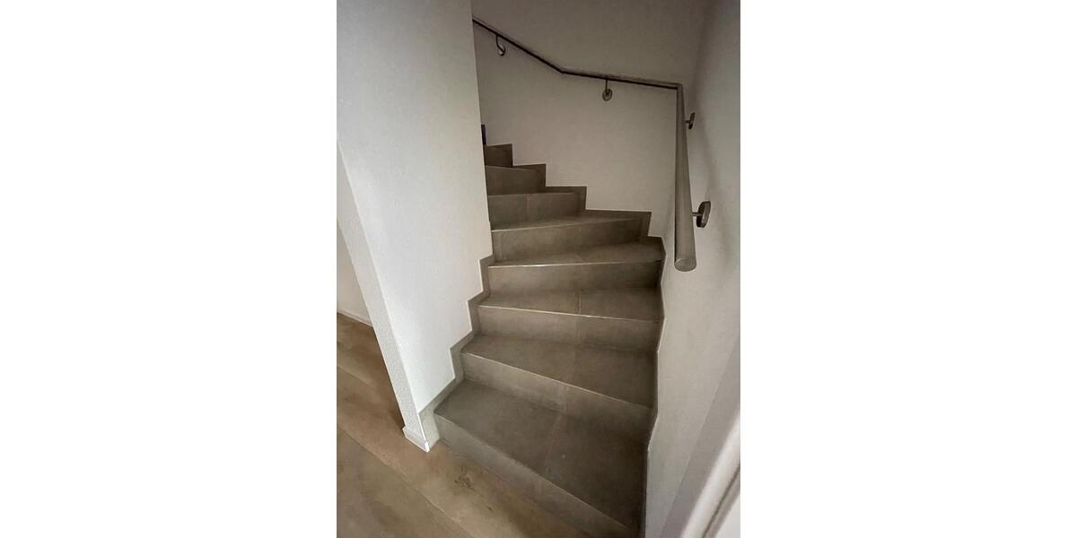 Reihenhaus Lingen (Ems) Damaschke - 3 Zimmer, 120 m&sup2;, 1.200&euro; | Angebot:25301736