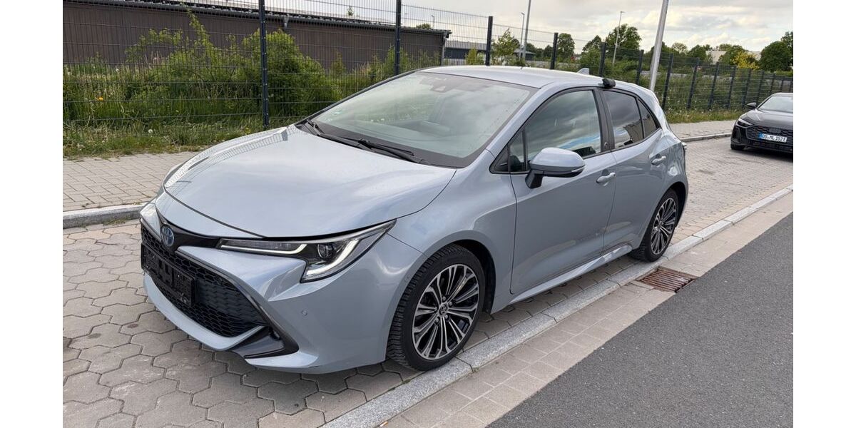 Toyota Corolla 246.000 km 13.499 &euro; Ratzeburg bei Hamburg 23909