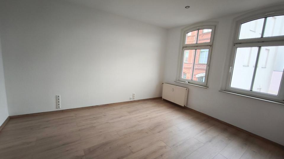 Etagenwohnung Burg - 2 Zimmer, 75 m&sup2;, 450&euro; | Angebot:25900170