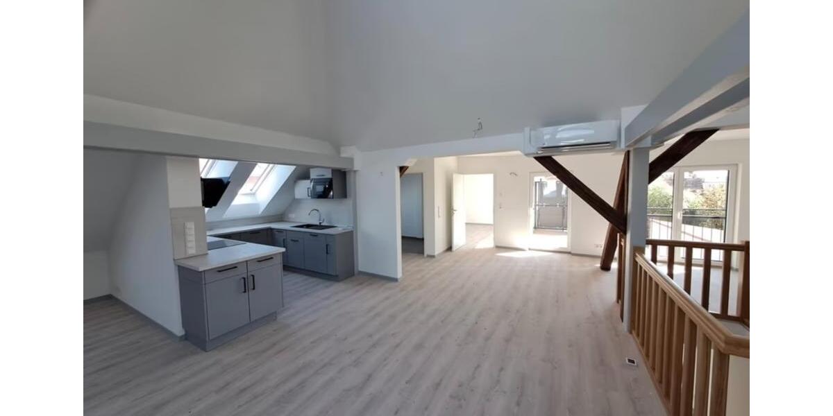 4-Raum - Penthouse mit zwei großen Balkonen - 165 qm Wohnfläche - PKW Stellplatz 4 zimmer