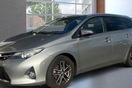 Toyota Auris 127.000 km 11.990 € Eilenburg 04838