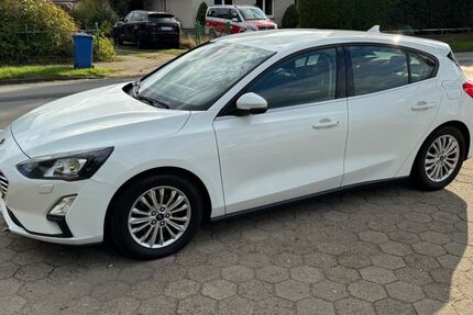 Ford Focus 162.000 km 9.300 &euro; Stelle 21435