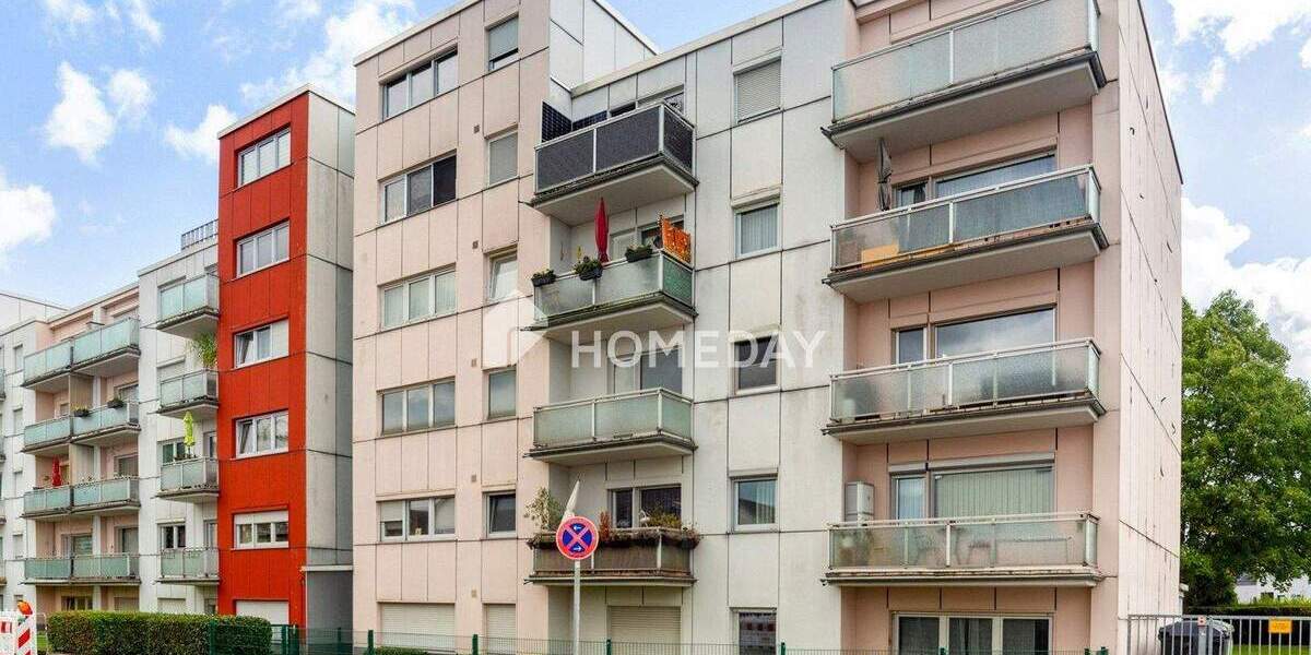 Großzügiges Wohngefühl: Lichtdurchflutete 4-Zimmer-Wohnung mit Westbalkon und Blick ins Grüne 4 zimmer