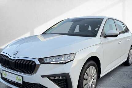Skoda Scala 11.330 km 17.889 &euro; Stade 21680