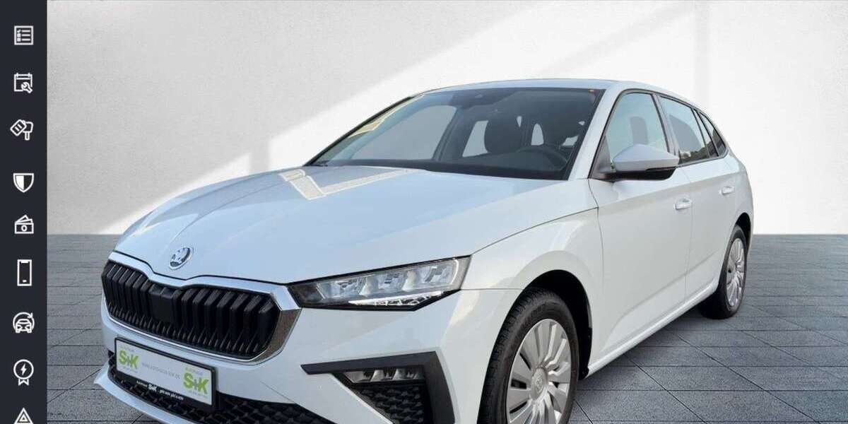 Skoda Scala 11.330 km 17.889 &euro; Stade 21680