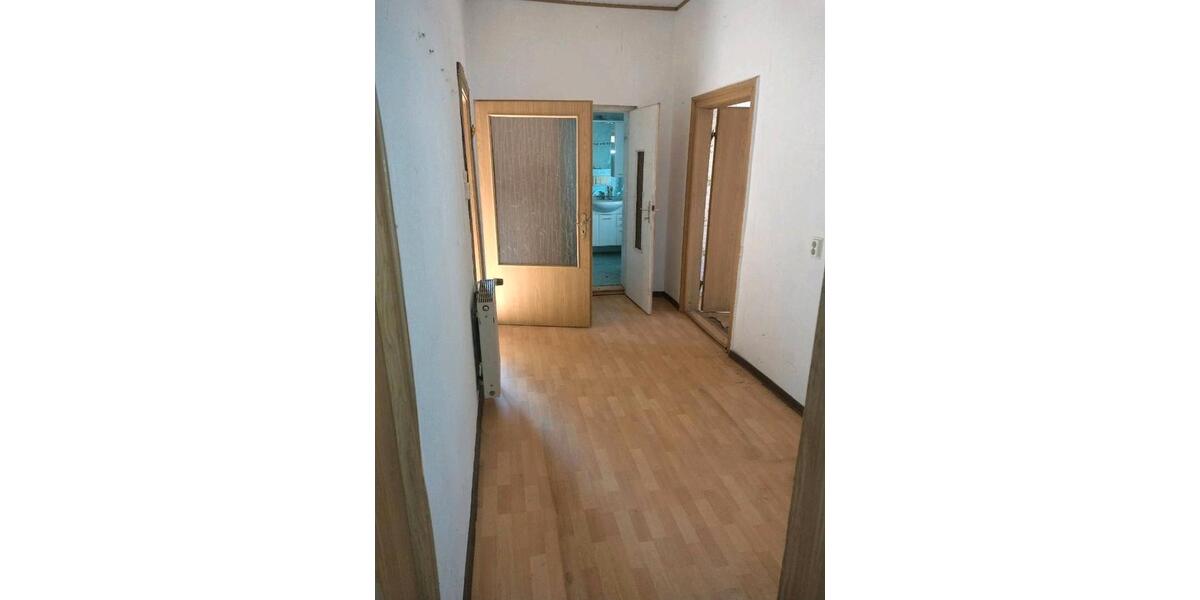 Einfamilienhaus Burg - 6 Zimmer, 145 m&sup2;, 145.000&euro; | Angebot:26037581