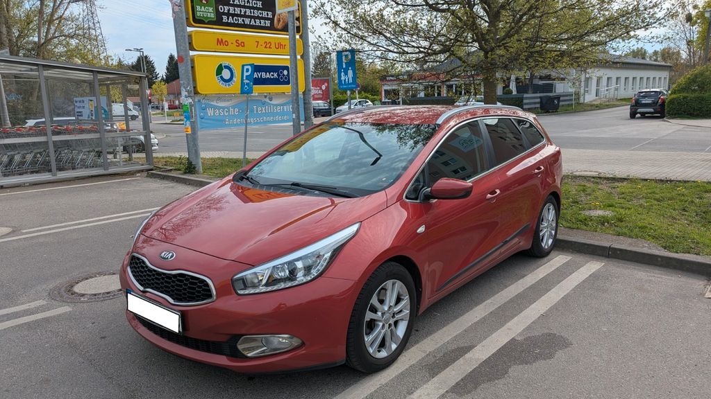 Kia ceed Sportswagon 148.687 km 5.900 &euro; Berlin 12619