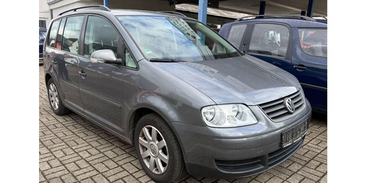 VW Touran 250.000 km 2.390 &euro; Ringsheim 77975