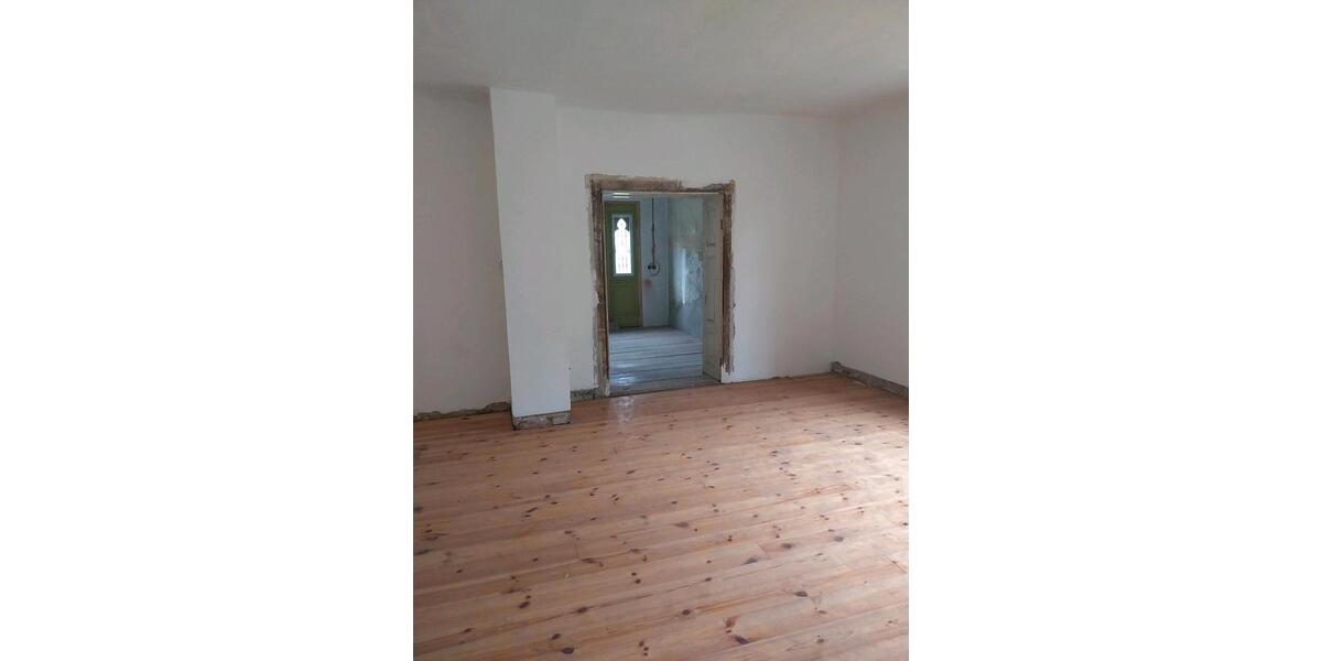 Etagenwohnung Wriezen - 17 Zimmer, 400 m&sup2;, 180.000&euro; | Angebot:24829996