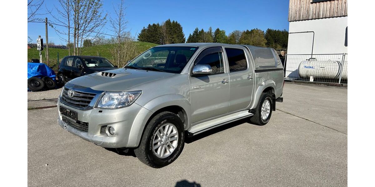 Toyota Hilux 206.700 km 14.900 &euro; Füssen 87629