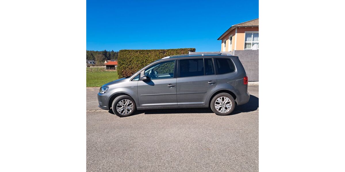 VW Touran 162.000 km 9.450 &euro; Schwarzenbruck 90592
