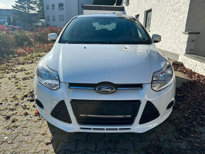 Ford Focus 76.000 km 5.400 € friedrichsdorf 61381