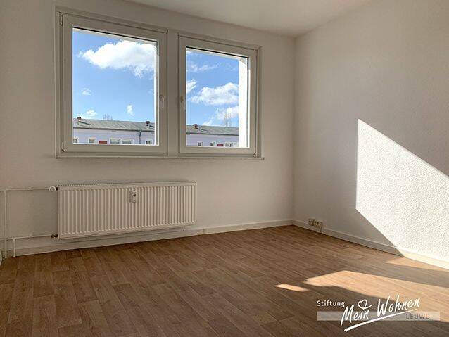 Etagenwohnung Bad Dürrenberg - 4 Zimmer, 76 m&sup2;, 490&euro; | Angebot:26879010