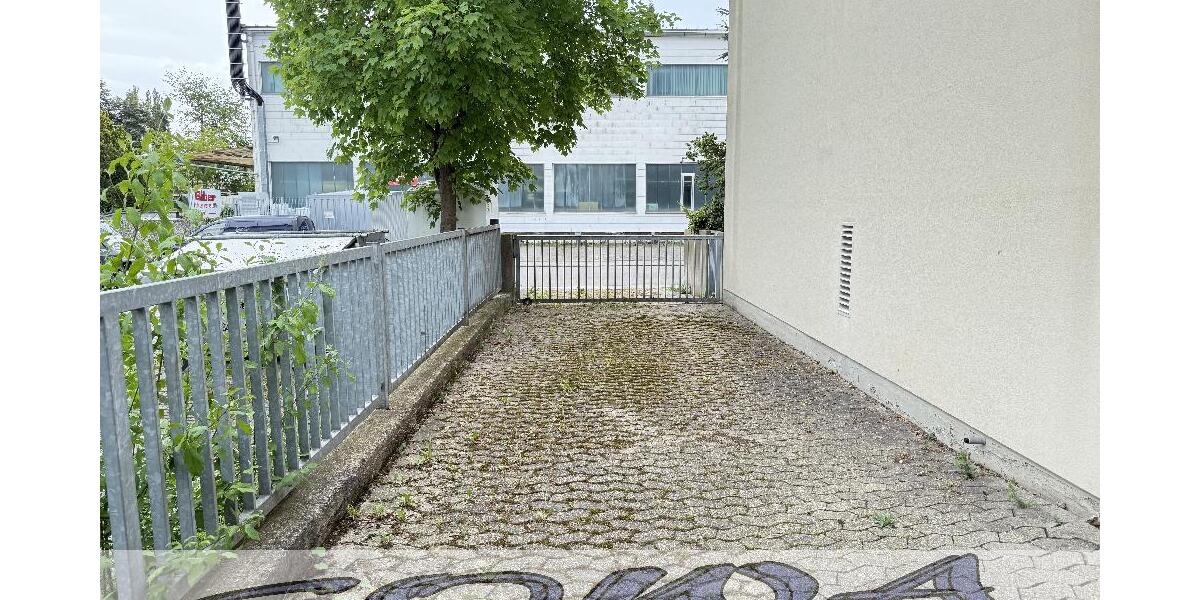 Wohnhaus mit Innenpool und Sauna in einer guten Lage in Gaimersheim, mit Gewerbefläche - Ein Objekt von Ihrem Immobilienpartner SOWA Immobilien und Finanzen 1 zimmer