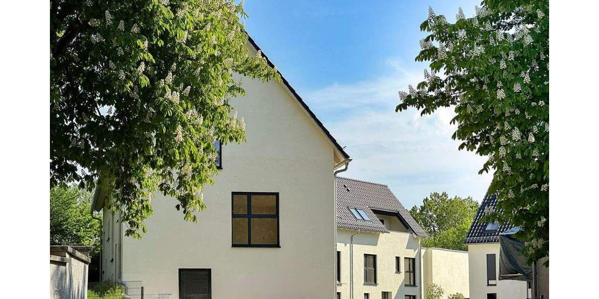 Reihenendhaus Leipzig Holzhausen - 4 Zimmer, 122 m&sup2;, 1.950&euro; | Angebot:25673843