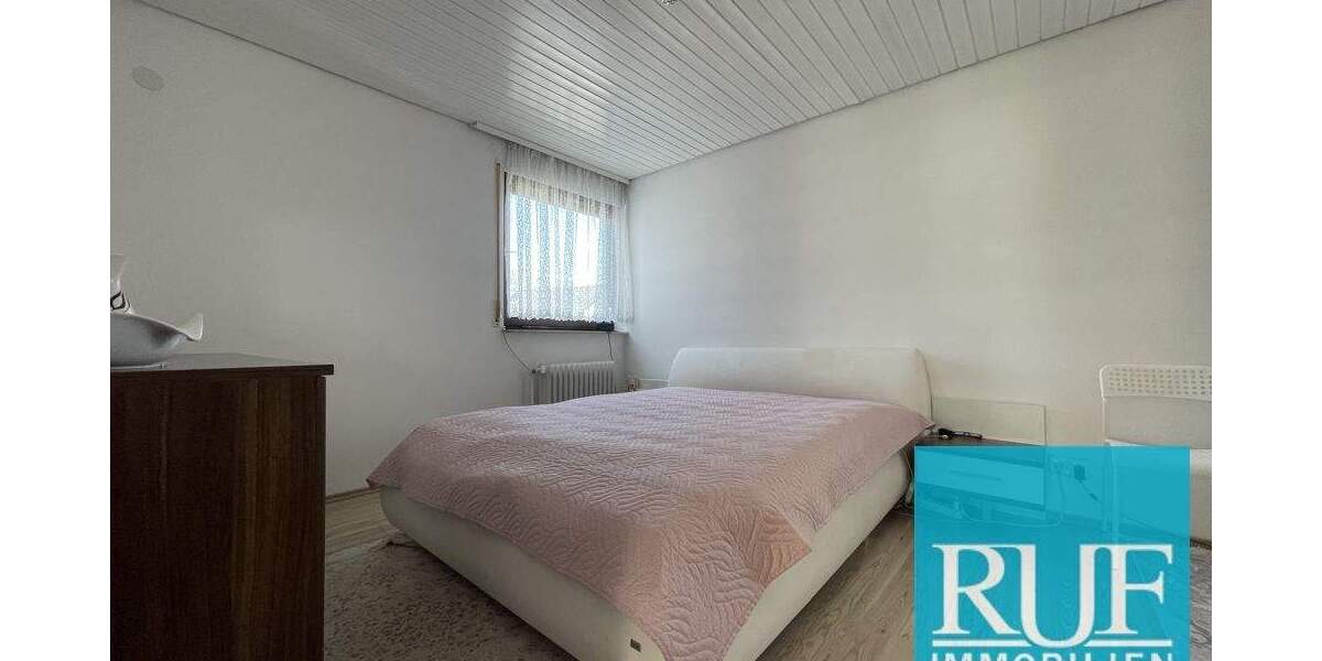 Reihenmittelhaus Pforzheim Eutingen - 4 Zimmer, 110 m&sup2;, 380.000&euro; | Angebot:24915956