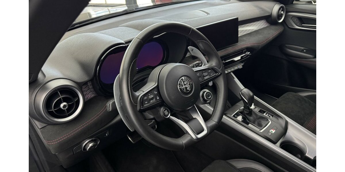 Alfa Romeo Tonale 1.5 VGT Veloce 48 V Hybrid LED 13.000 km 27.670 &euro; Lich 35423