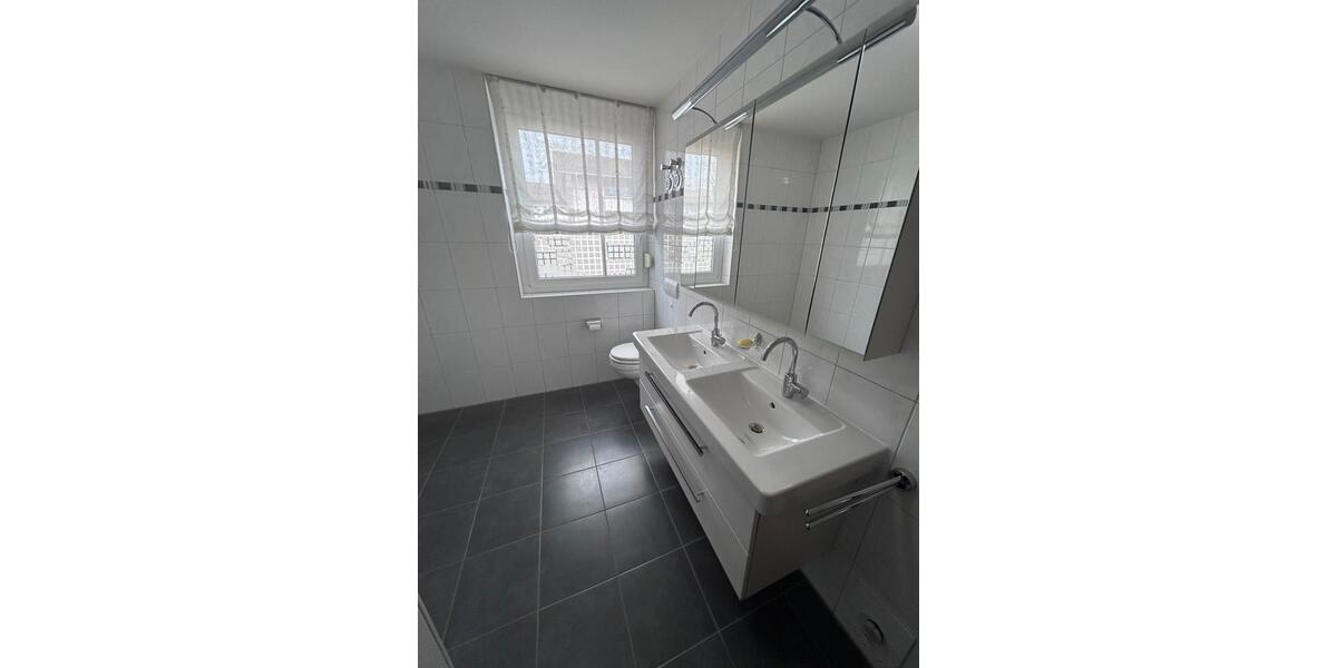 Etagenwohnung Sonthofen - 3 Zimmer, 77 m&sup2;, 450.000&euro; | Angebot:27045114