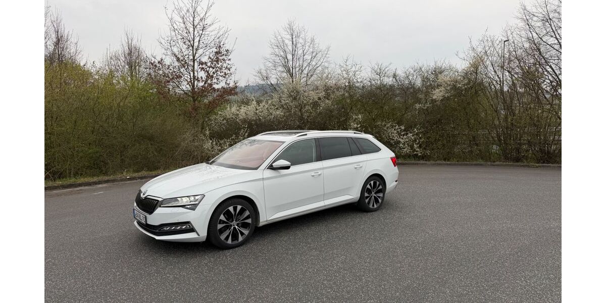 Skoda Superb 87.500 km 26.600 &euro; Hessisch Lichtenau 37235