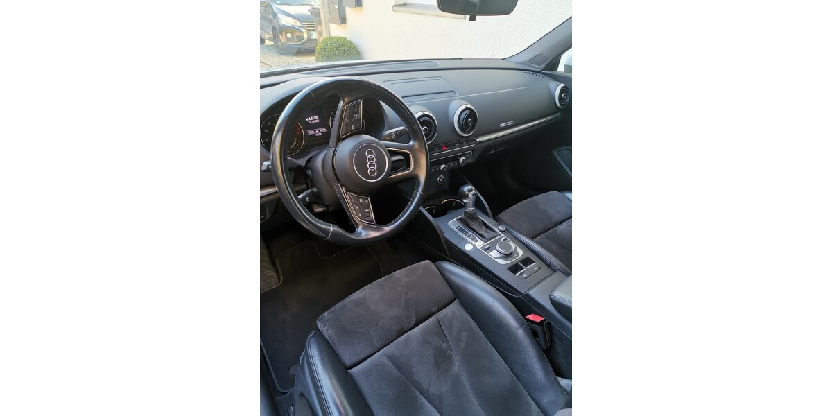 Audi A3 Cabriolet 62.950 km 24.990 &euro; Flensburg 24937