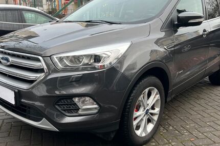 Ford Kuga 65.300 km 13.900 &euro; Stuhr 28816
