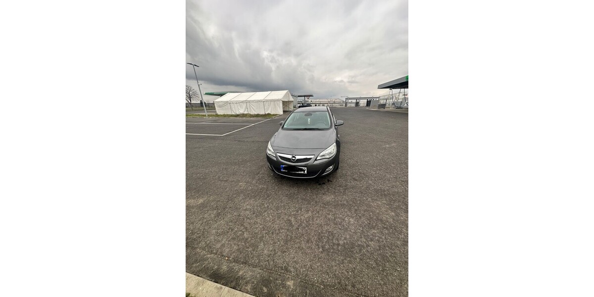 Opel opel astra j 192.570 km 3.490 &euro; Heimbach 52396