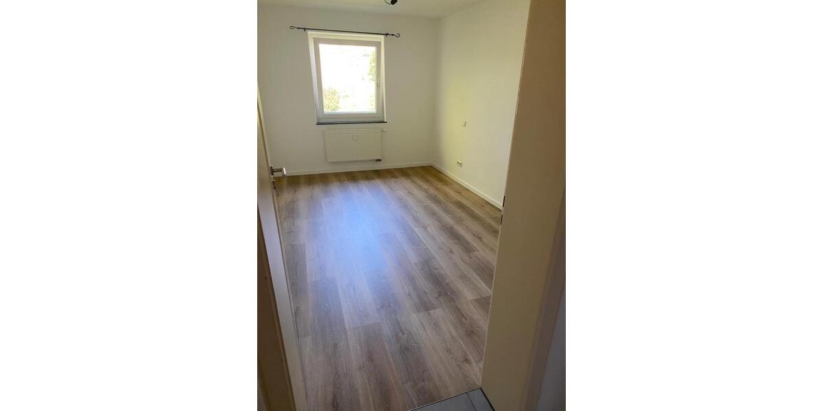 Etagenwohnung Rottenburg am Neckar - 2.5 Zimmer, 55 m&sup2;, 790&euro; | Angebot:25566807