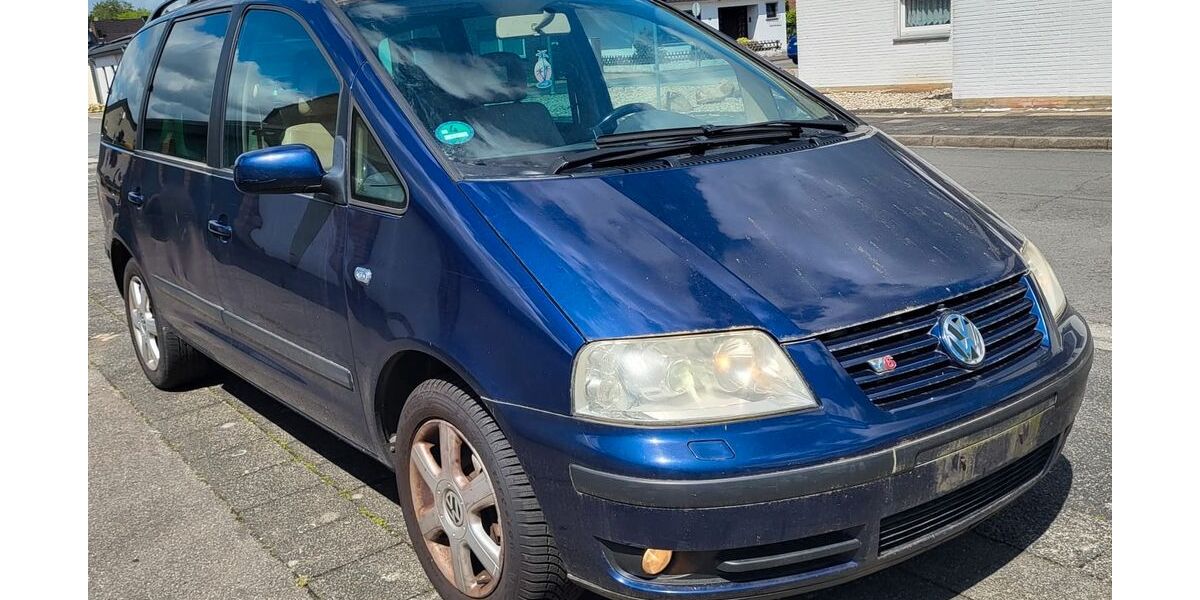 VW Sharan 268.010 km 3.499 &euro; WEGBERG 41844