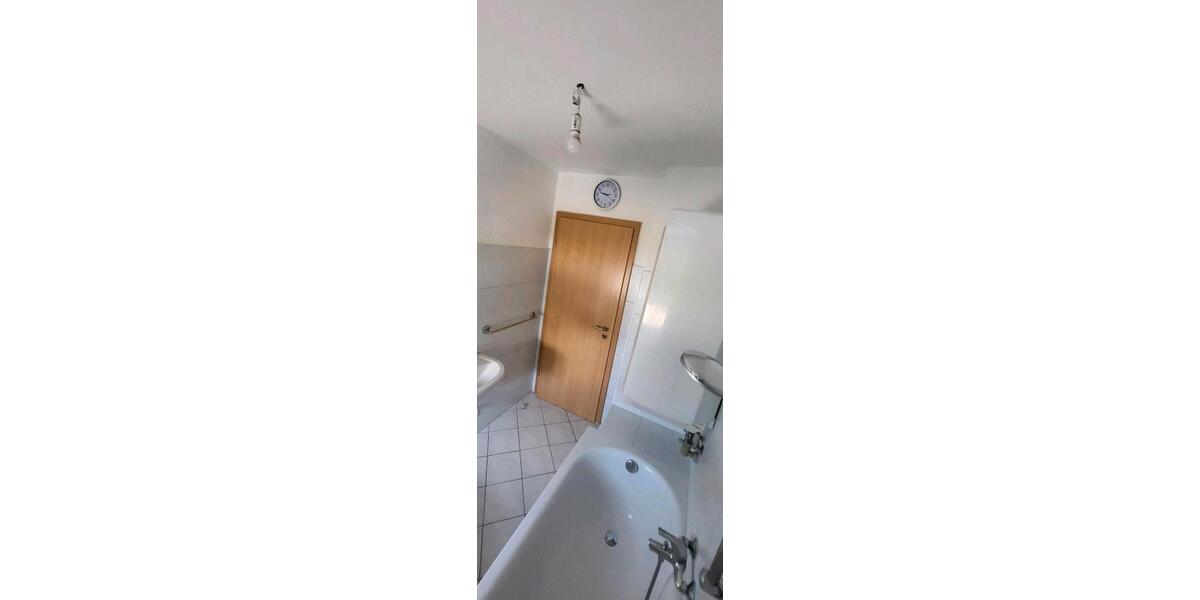 Etagenwohnung Eggenfelden - 3 Zimmer, 69 m&sup2;, 145.000&euro; | Angebot:26766472