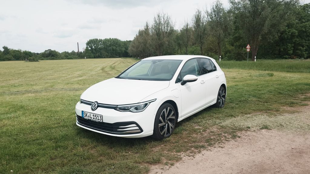 VW Golf 103.000 km 19.500 &euro; Wettin-Löbejün 06193