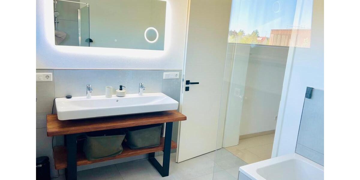Reihenhaus Straubing - 6 Zimmer, 147 m&sup2;, 690.000&euro; | Angebot:26270539