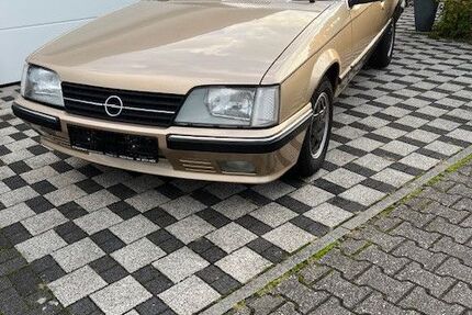 Opel Monza 98.720 km 10.900 &euro; Ingelheim 55262