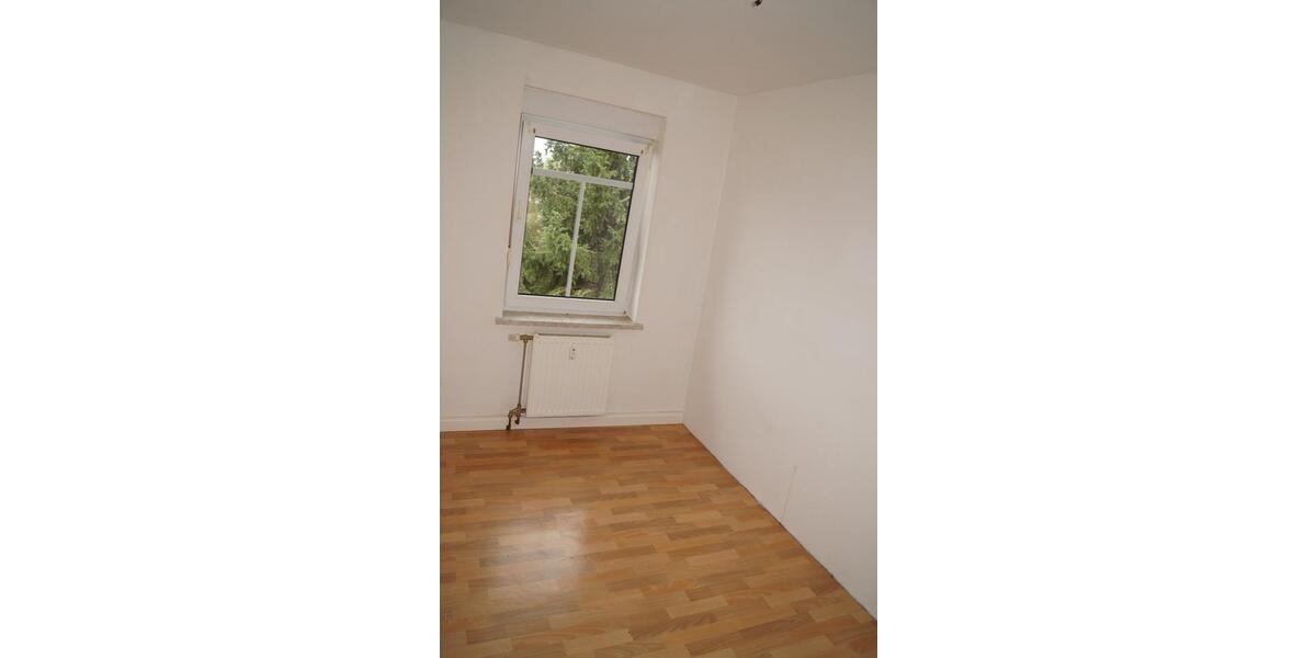 Etagenwohnung Frohburg - 3 Zimmer, 81 m&sup2;, 390&euro; | Angebot:23726598