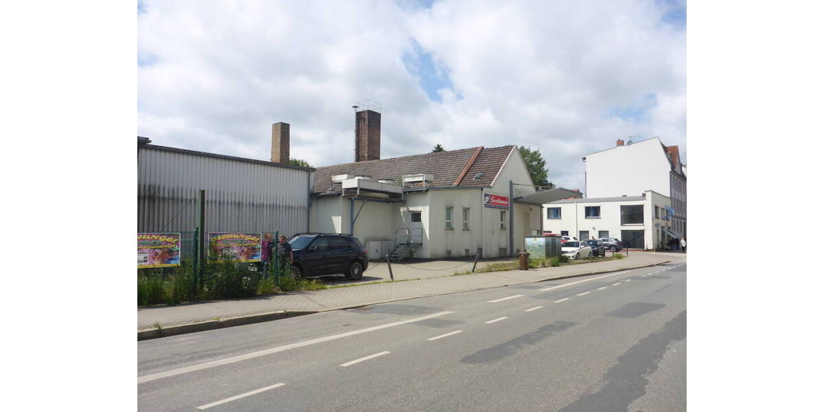 ehemalige Fischfabrik im städtebaulichen Entwicklungsbereich Tribseer Vorstadt zimmer