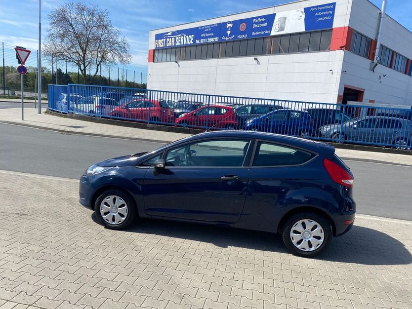 Ford Fiesta 144.999 km 4.999 € Düsseldorf 40599