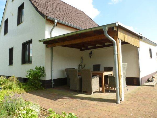 Freistehendes Einfamilienhaus in ländlicher Lage!