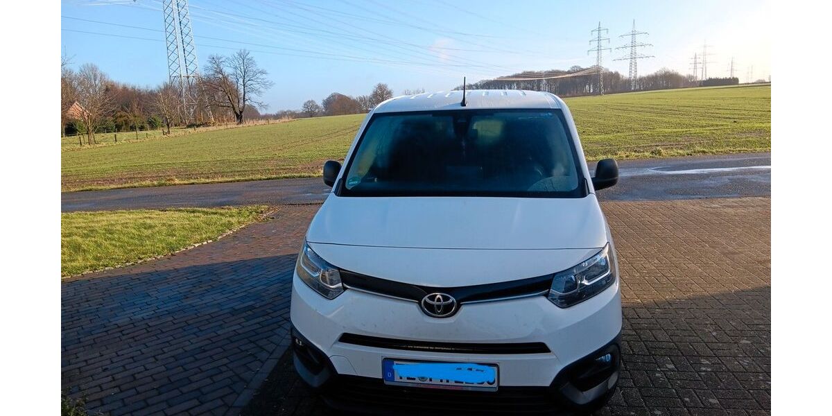 Toyota Proace City 81.000 km 11.800 &euro; Recke 49509